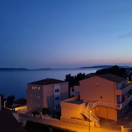 Luxury Apartment- Balcony- Private Rooftop And Jacuzzi- Common Pool Trogir