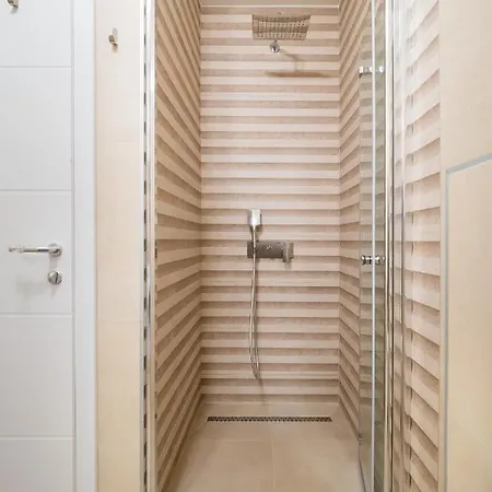 Apartment Luxury Apartment- Balcony- Private Rooftop And Jacuzzi- Common Pool Trogir