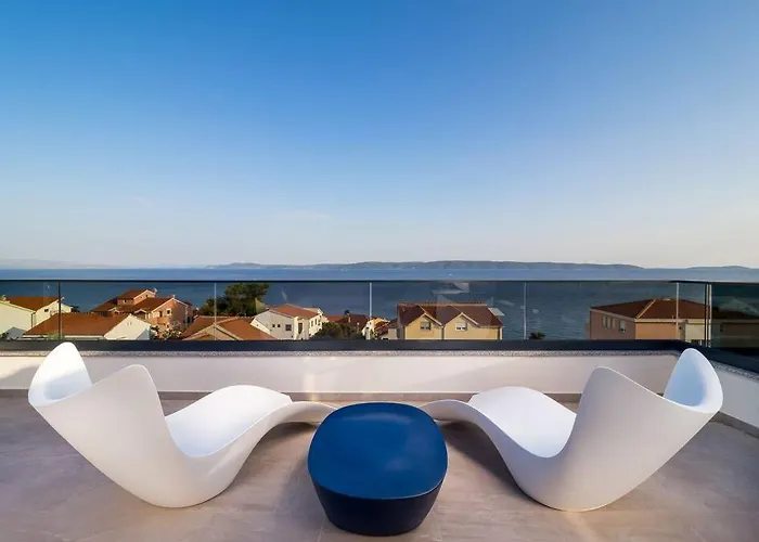 Daire Luxury Apartment- Balcony- Private Rooftop And Jacuzzi- Common Pool Trogir
