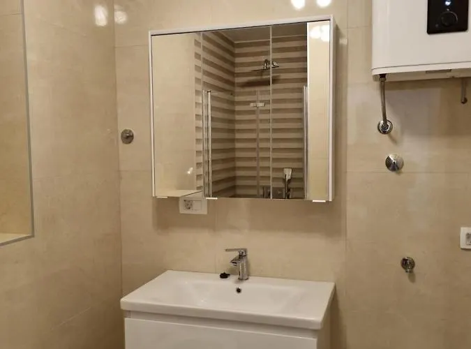 דירה Luxury Apartment- Balcony- Private Rooftop And Jacuzzi- Common Pool *