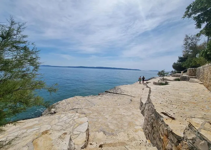 Luxury Apartment- Balcony- Private Rooftop And Jacuzzi- Common Pool Trogir